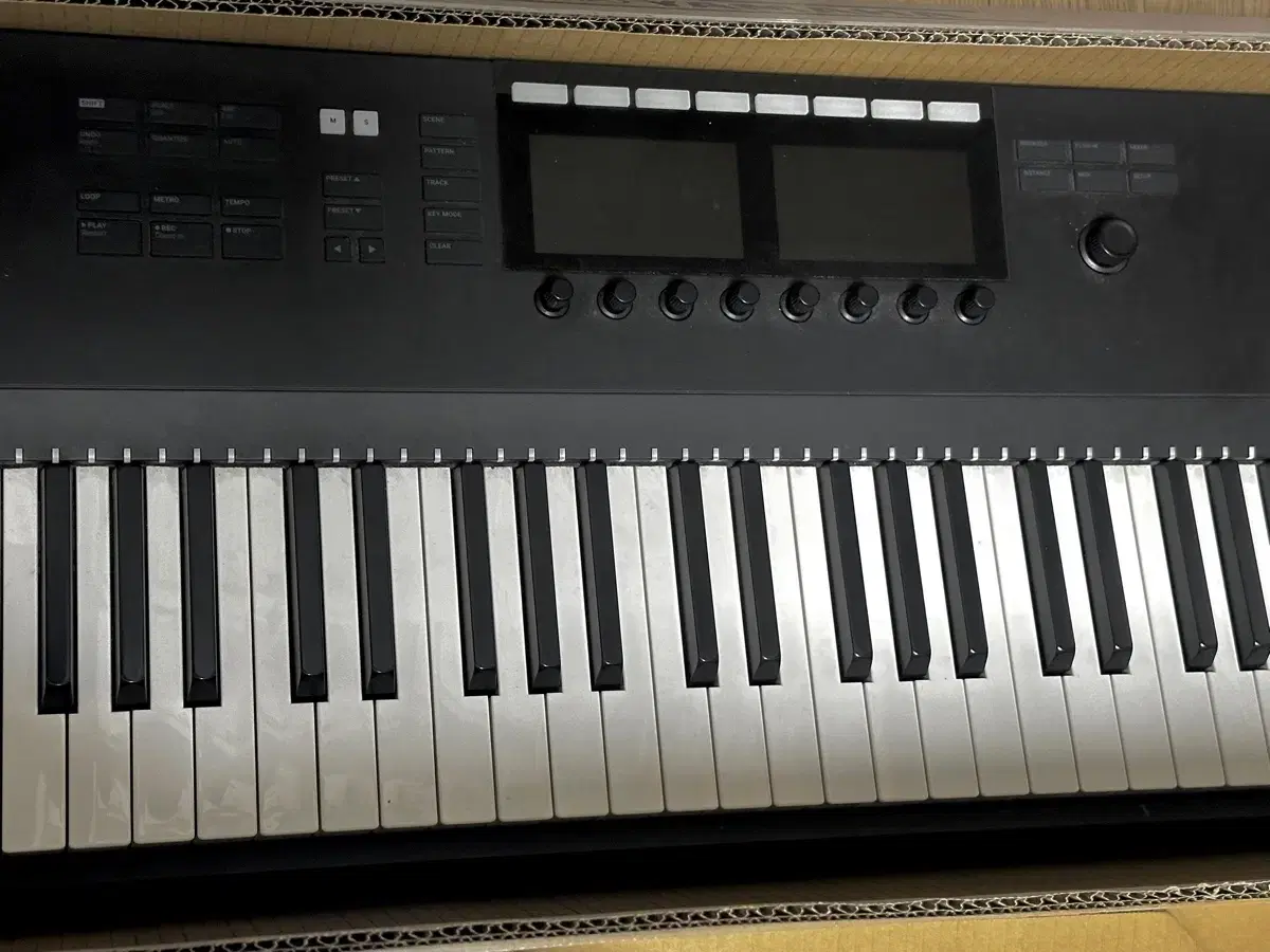 Komplete kontrol s88 mk2